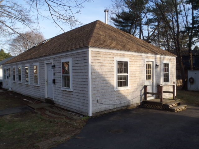 Building Photo - 16 Halstead St