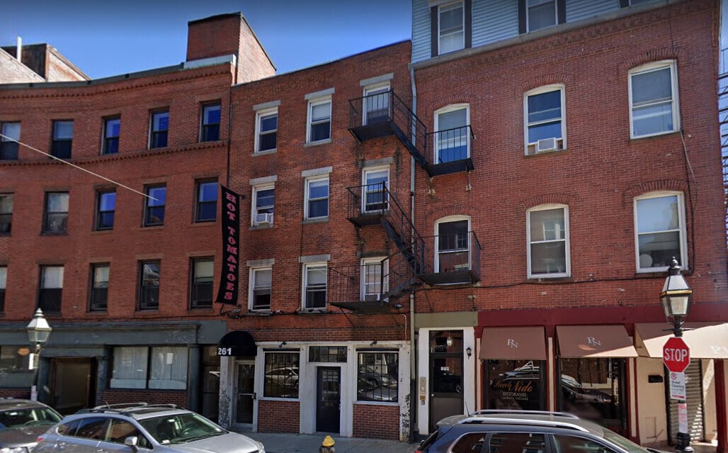 Primary Photo - 258 North St