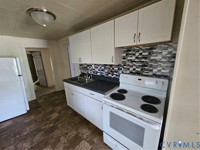 Foto del edificio - 1601 Byron St