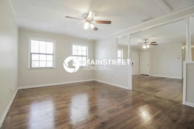 Building Photo - 1198 S Golf Lake Dr