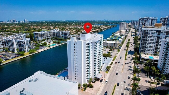 Building Photo - 3000 S Ocean Dr