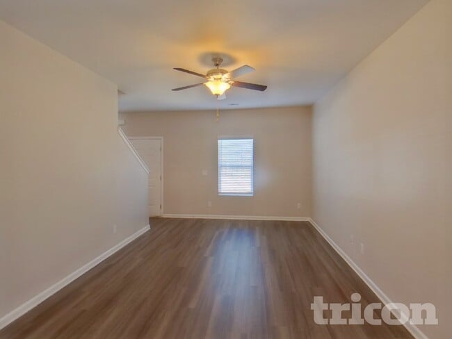 Building Photo - 412 Wallace Cir