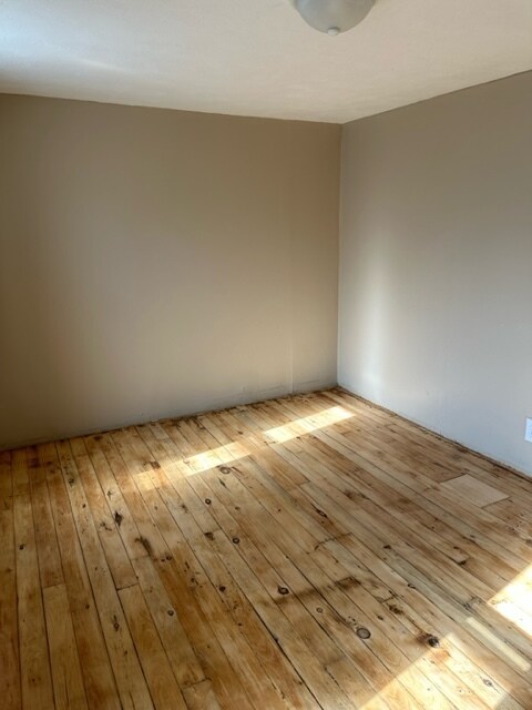 Foto del edificio - 11 Hughes Pl