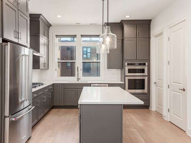 Foto del edificio - 766 N 6th St