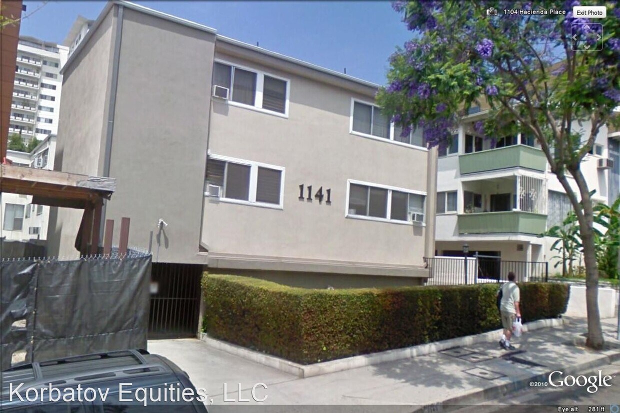 1141 Hacienda Pl, West Hollywood, CA 90069 Room for Rent in West Hollywood, CA