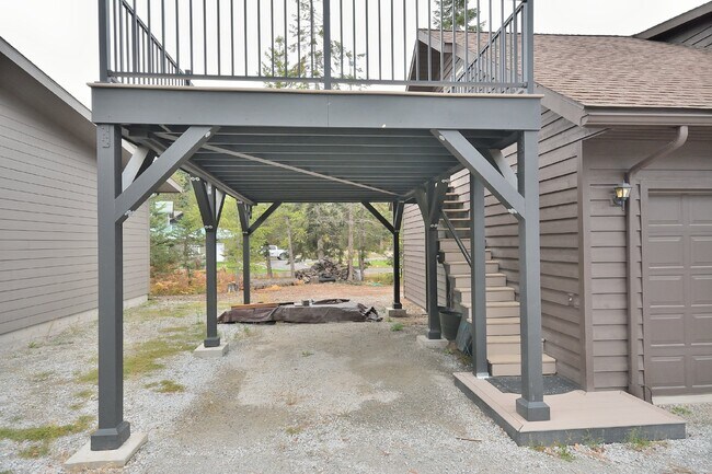 Building Photo - Charming Gypsy Bay ADU in North Idaho