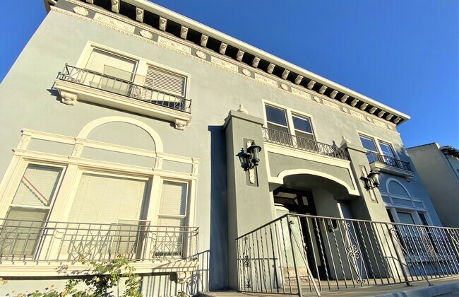 Foto del edificio - 212 S Kenmore Ave