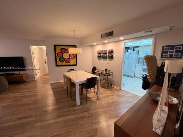 Foto del edificio - 4900 N Ocean Blvd