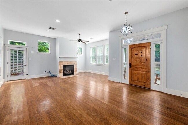 Foto del edificio - 2128 Sage Creek Loop