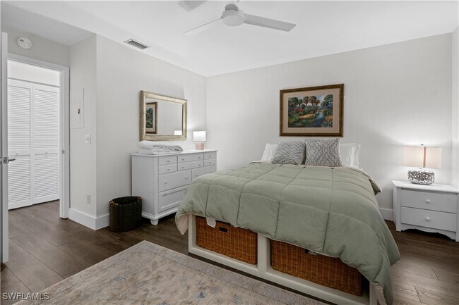 Foto del edificio - 2711 Citrus Lake Dr