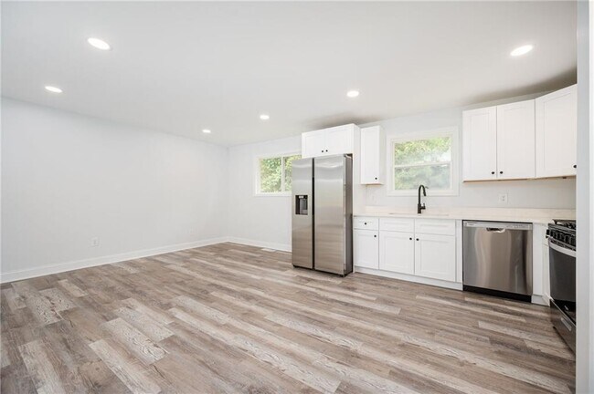 Foto del edificio - 3801 Hogan Rd SW