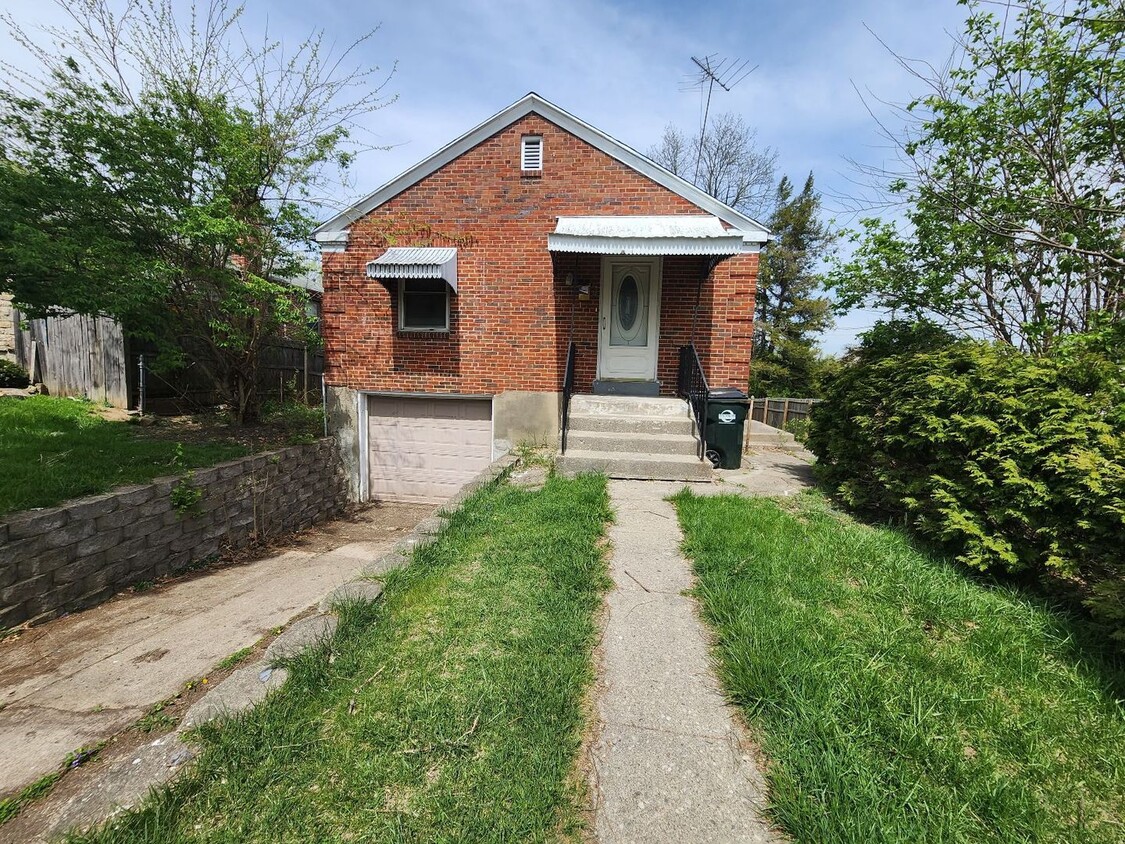 241 Castlewood Ave, Dayton, OH 45405 House Rental in Dayton, OH