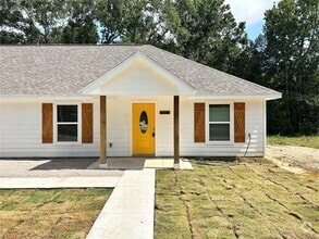 Building Photo - 15538 Towerwood Dr