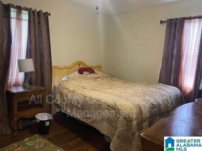 Foto del edificio - 1444 31st St N