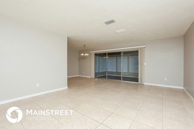 Foto del edificio - 1560 Fergason Ave
