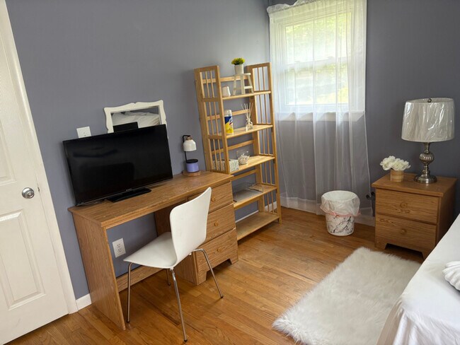 Foto del edificio - 107 Robert Dr