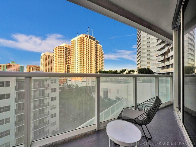 Foto del edificio - 3101 Bayshore Dr