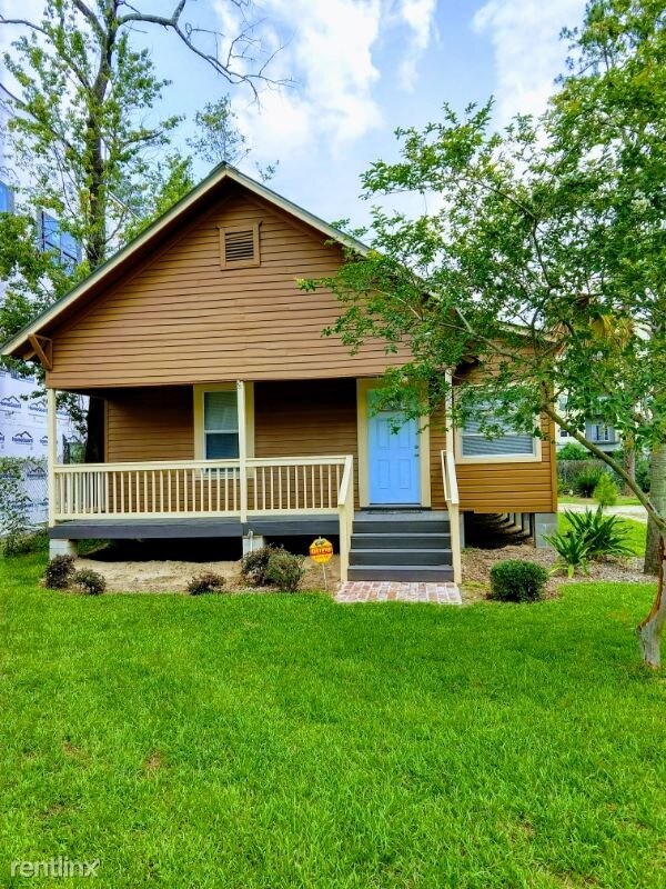 Primary Photo - 3 br, 1 bath House - 808 Mosley St