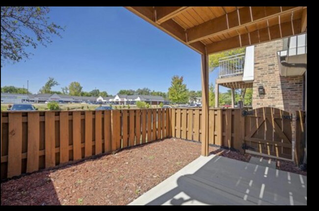 Porch - 1906 Plum Grove Rd