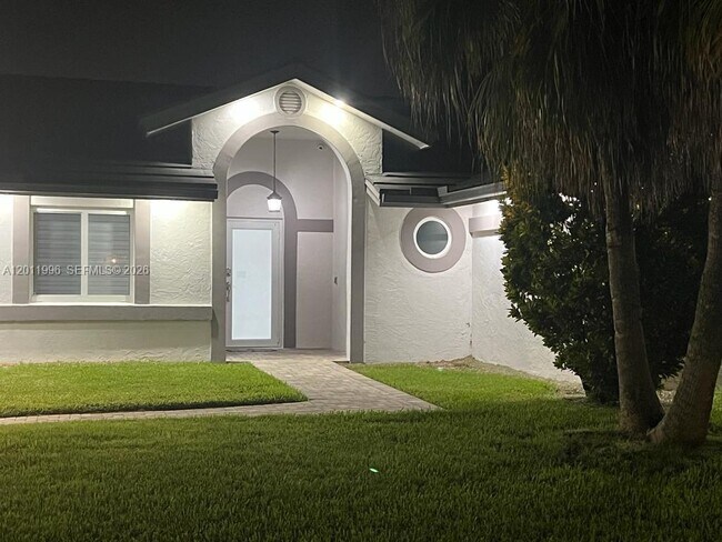 Foto del edificio - 16341 SW 145th Ct