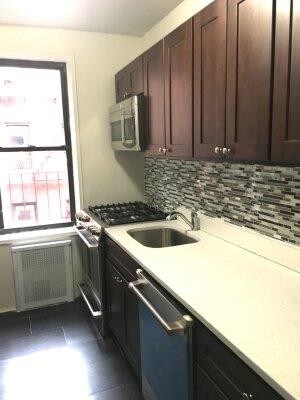 Building Photo - 4040 79th St