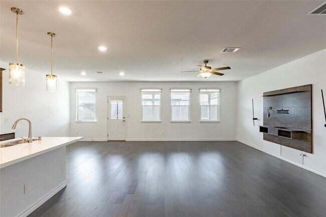 Foto del edificio - 204 Caisson Trl