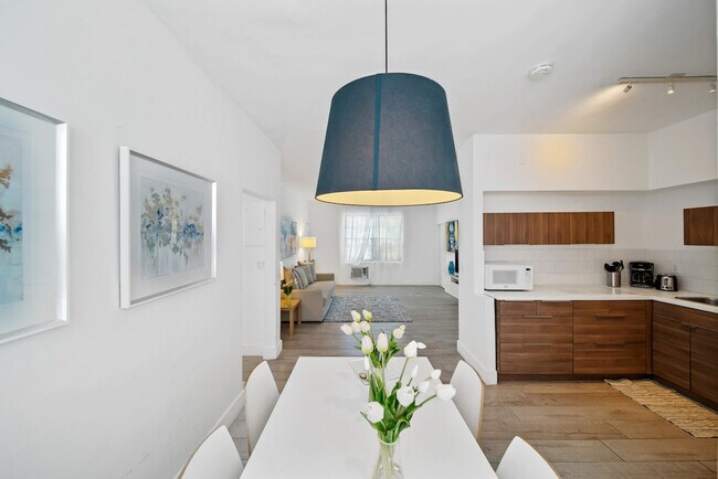 Building Photo - 1470 16th St