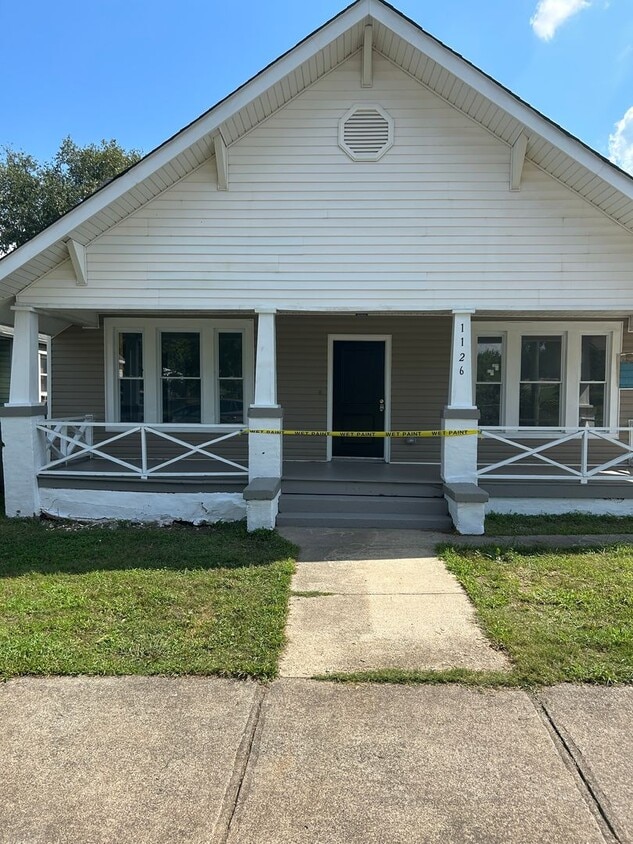 Foto principal - 1126 NE 25th St