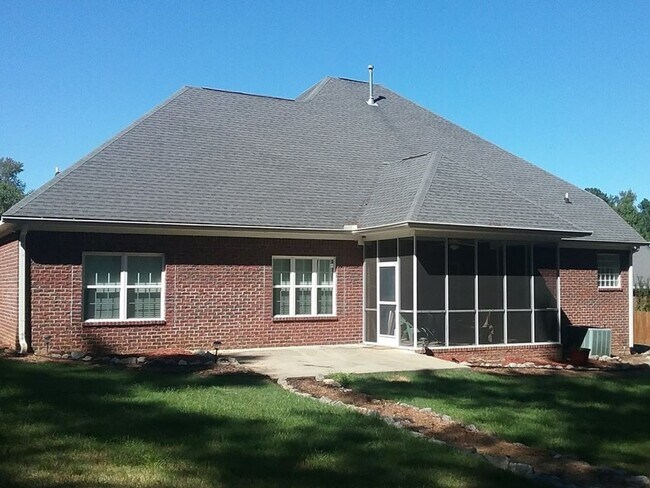 Foto del edificio - Evans Home * Millshaven Subdivision * Main Floor Primary