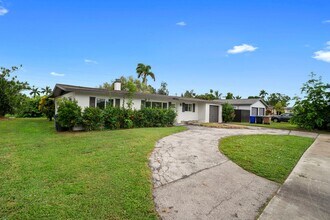 Building Photo - 4261 Lagg Ave