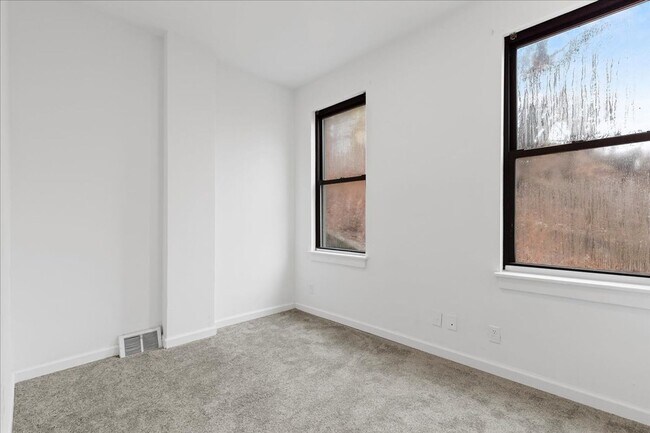 Photo - The B Street Flats – Modern Living in Pittsburgh’s East Side Apartment