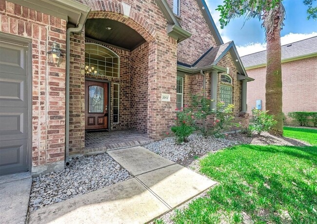 Building Photo - 3403 E Cedar Hollow Dr