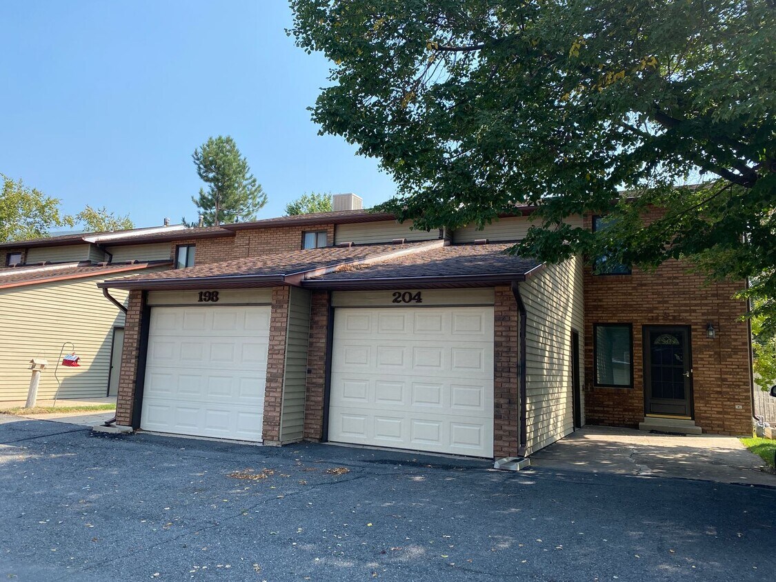 204 E 735 S, Centerville, UT 84014 House Rental in Centerville, UT