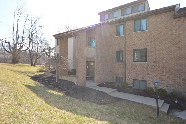 Building Photo - 3501 W Fork Rd