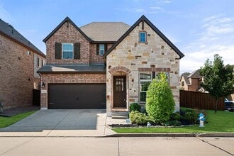 Building Photo - 5412 Hennessey Rd