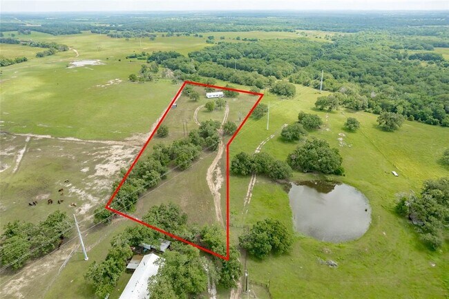 Building Photo - 1082 Co Rd 335
