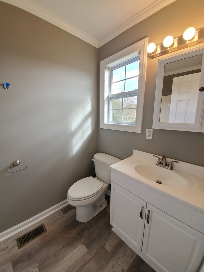 Building Photo - Great house for rent in Columbia!