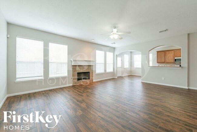 Building Photo - 12106 Piney Way Ct