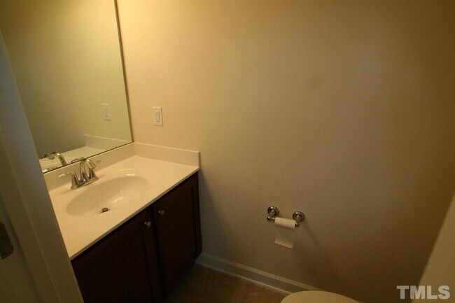 Building Photo - 304 Bally Shannon Way