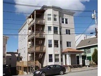 Primary Photo - 295-297 Bates St