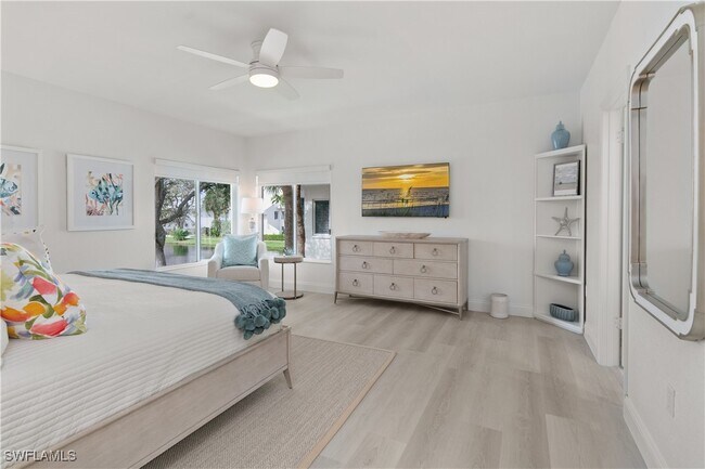 Foto del edificio - 784 Willowbrook Dr