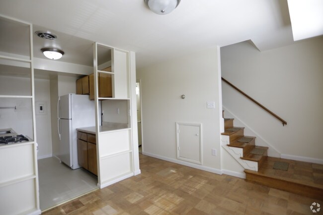 Building Photo - 168 Normandy Hill Dr
