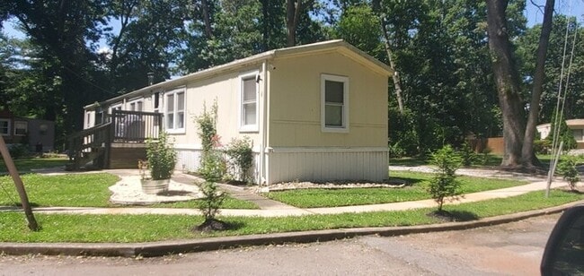 Building Photo - 57 E Quillytown Rd