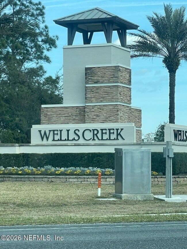 Building Photo - 13984 Sterely Ct N