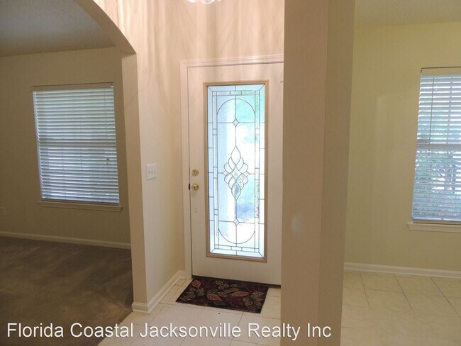 Foto del edificio - 3150 Highland Grove Dr