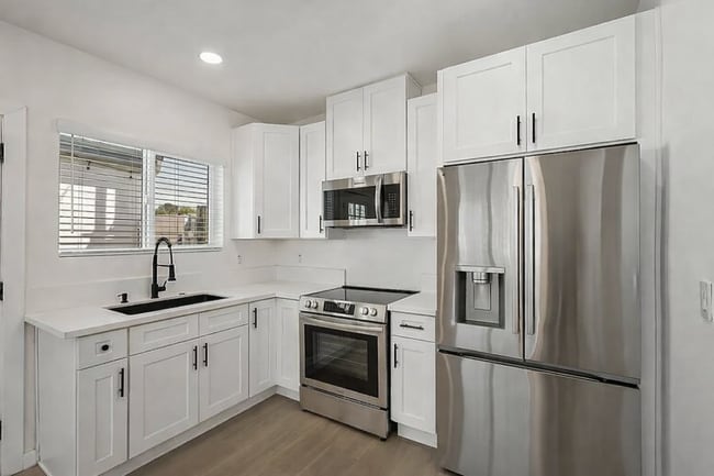 Building Photo - Coconino Apartments