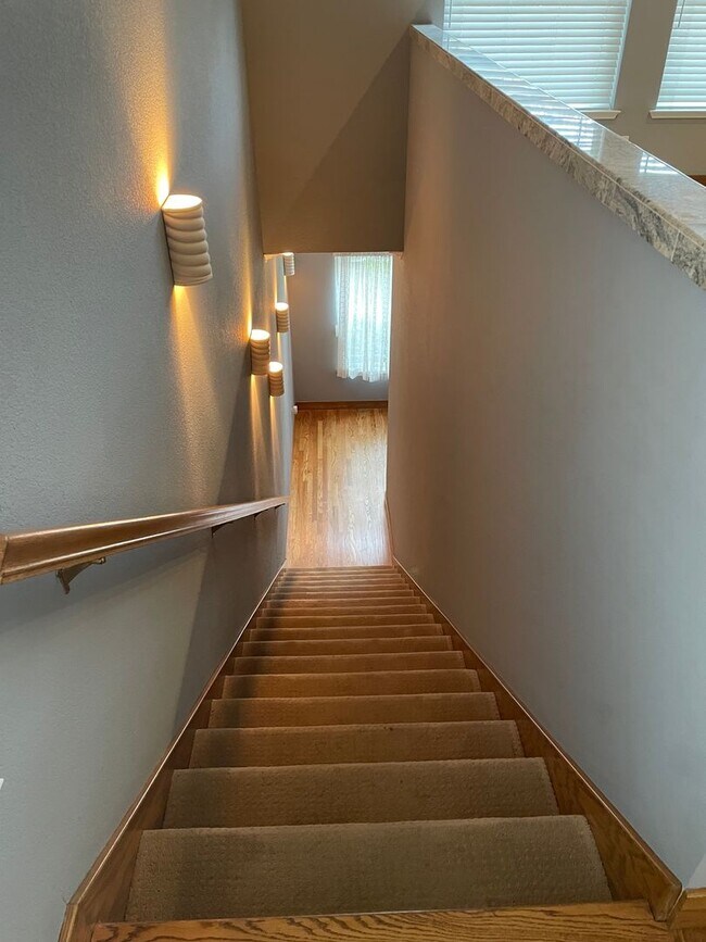 Foto del edificio - I STREET/22ND CORNER