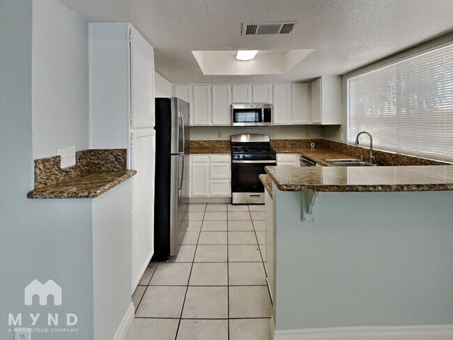 Foto del edificio - 2611 Ashmoore Dr