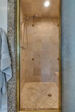 Building Photo - 840 Pinehurst Dr