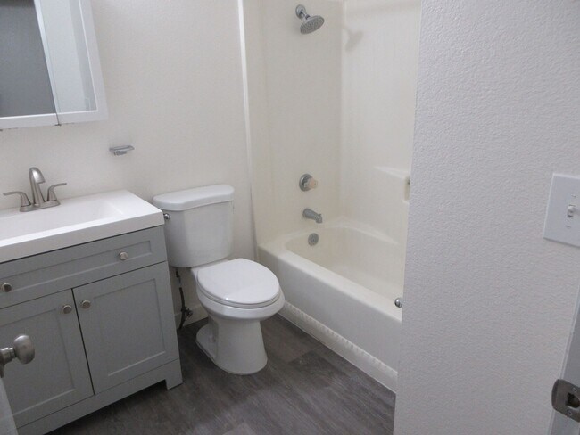 Foto del edificio - Beautiful 3b 2ba